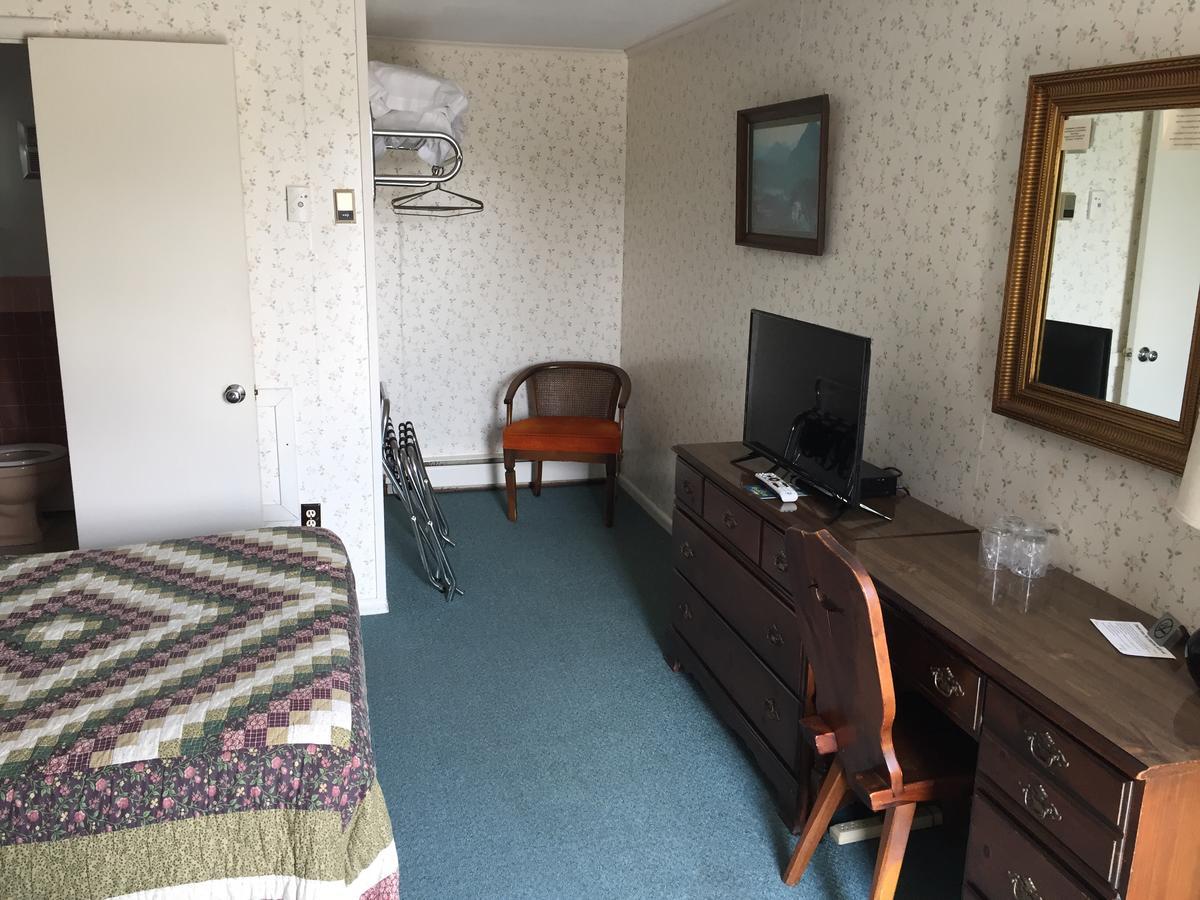 Swiss Inn Londonderry Extérieur photo