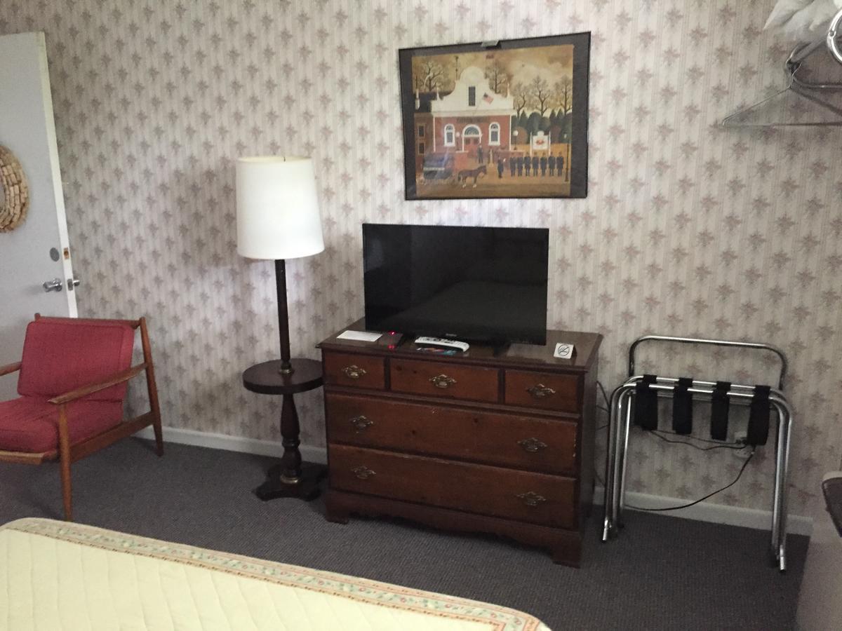 Swiss Inn Londonderry Extérieur photo